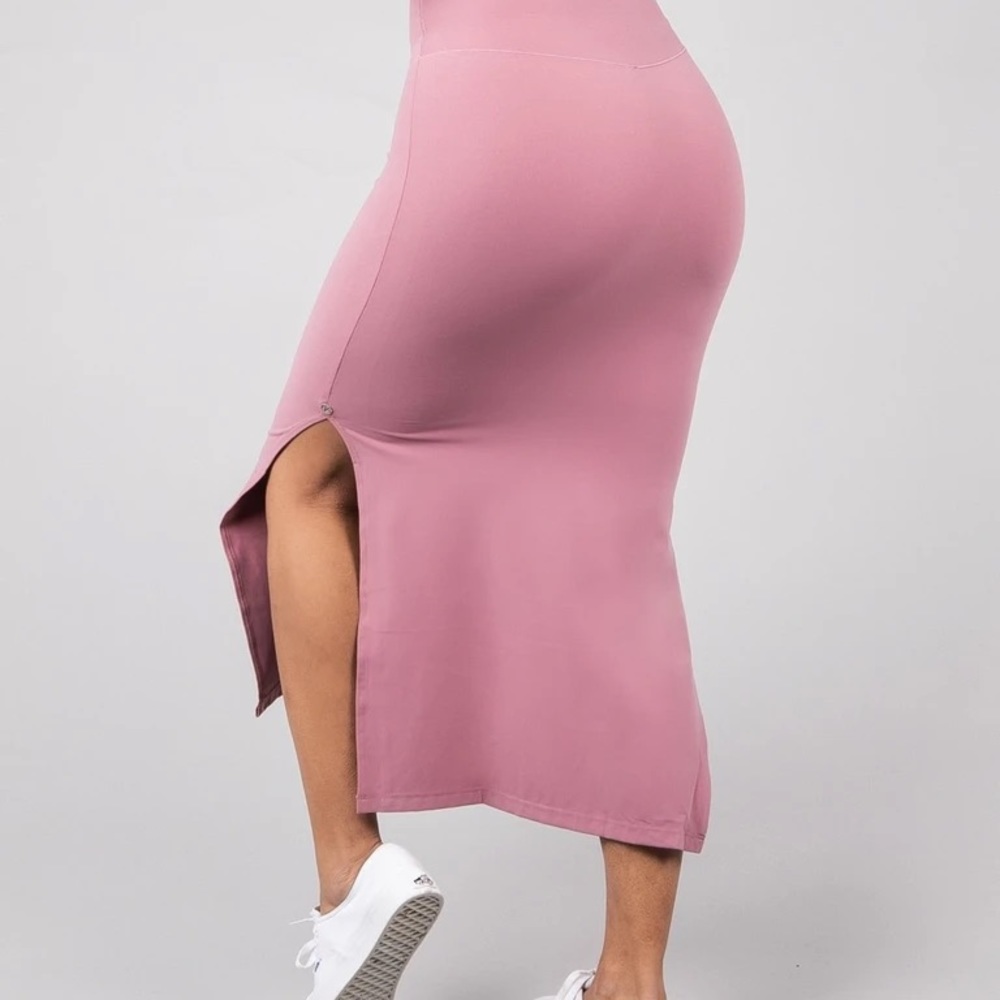 Buffbunny Girlboss skirt and bandeau